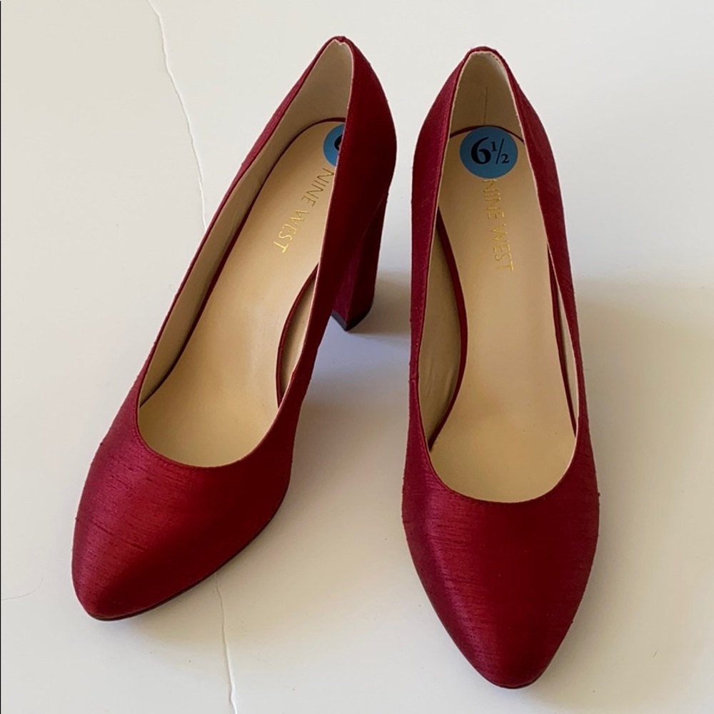 NWT Nine West chunky heels